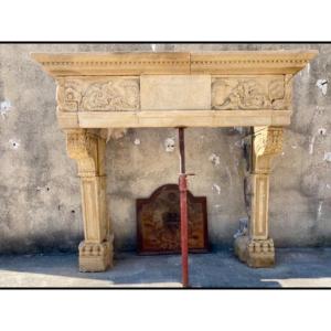 Louis XIII Period Fireplace In Jaumont Stone Moselle